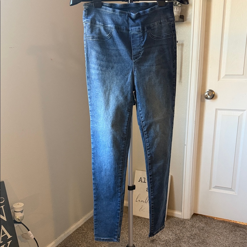 Grace & Lace Vintage Wash Blue Jeggings